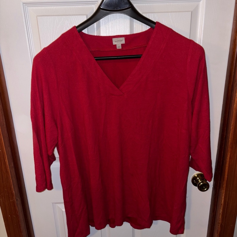 Avenue Red Long Sleeve V-Neck Top